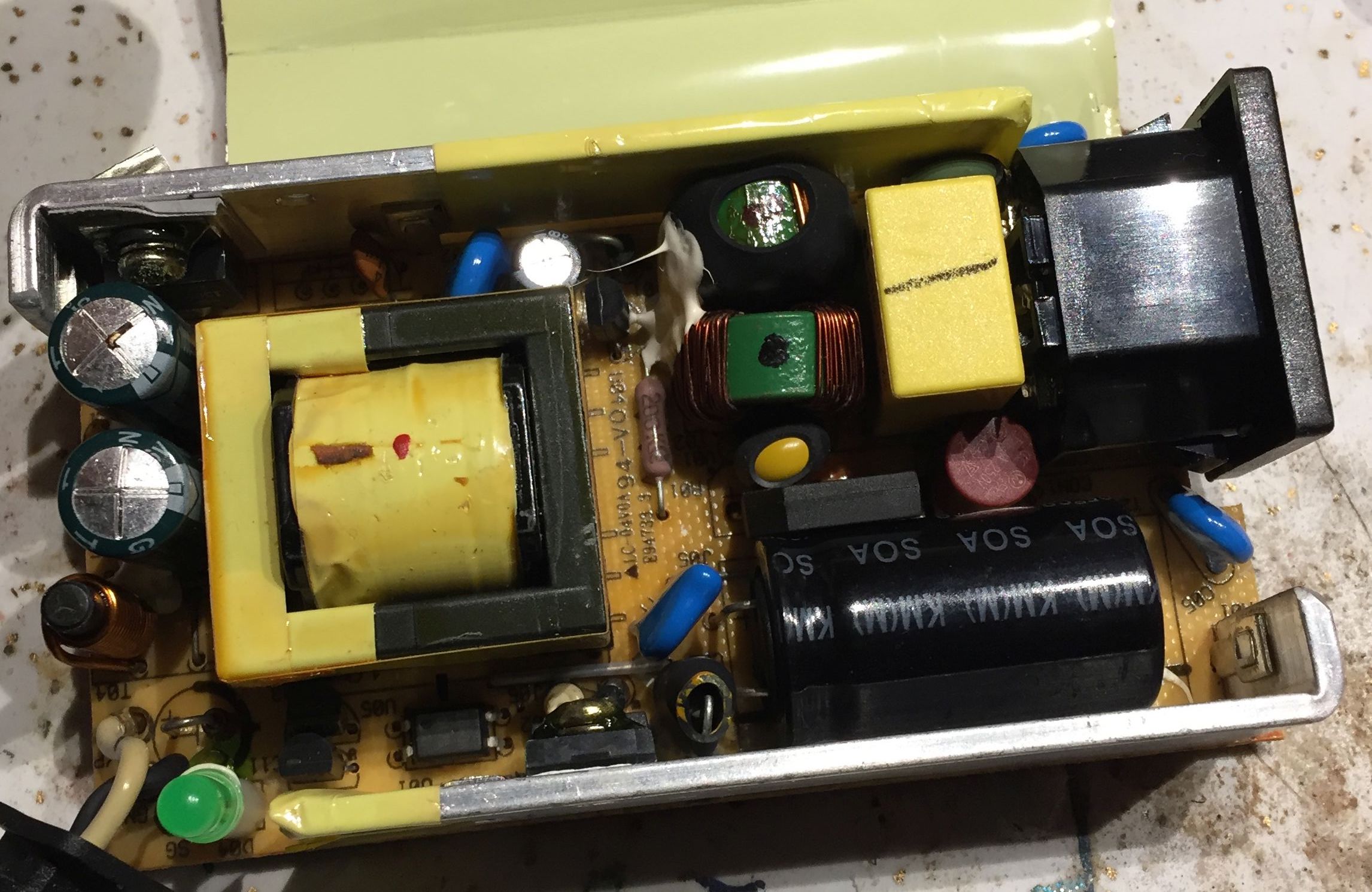 lcd液晶屏坏了有必要修吗,lcd屏幕坏了只更换反射膜