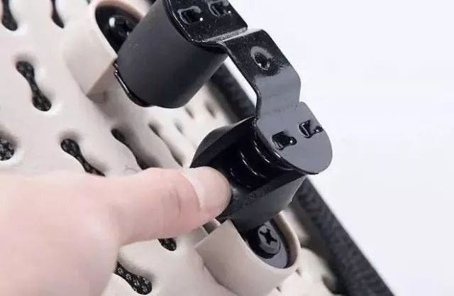 垫上这个腰垫，你也能像枫哥一样Carry全场