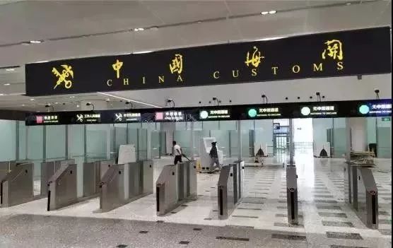 五险一金+13薪！大兴机场猛招104人！快报名！待遇点开看