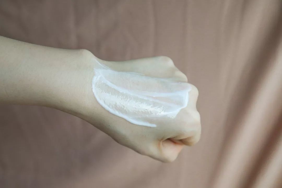 秋冬内搭必备神器,冬天只需这4件内搭每天不一样