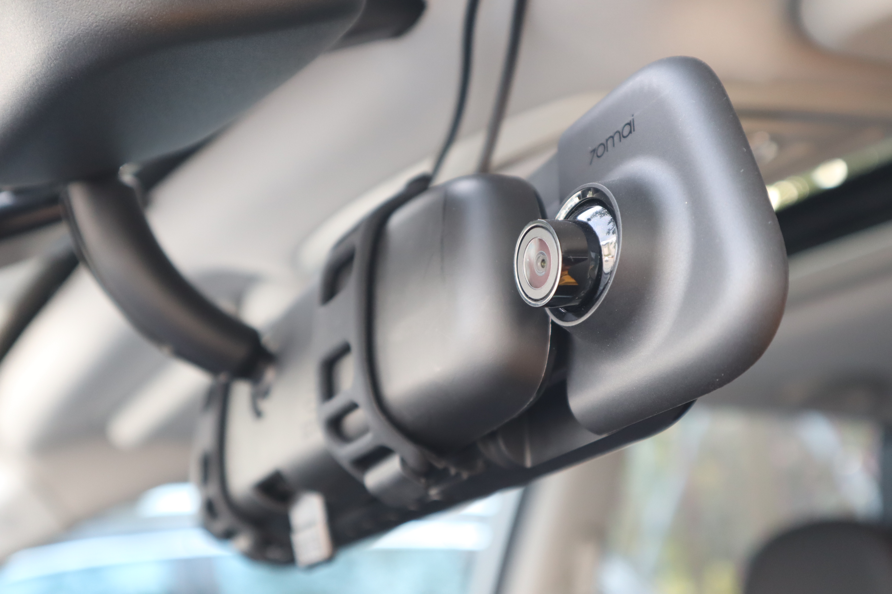 70迈行车记录仪流媒体评测,70迈行车记录仪后视镜评测