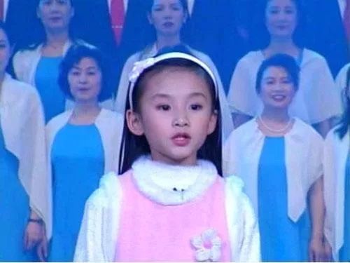 容韵琳七子之歌澳门回归现场,七子之歌1999澳门回归原唱版