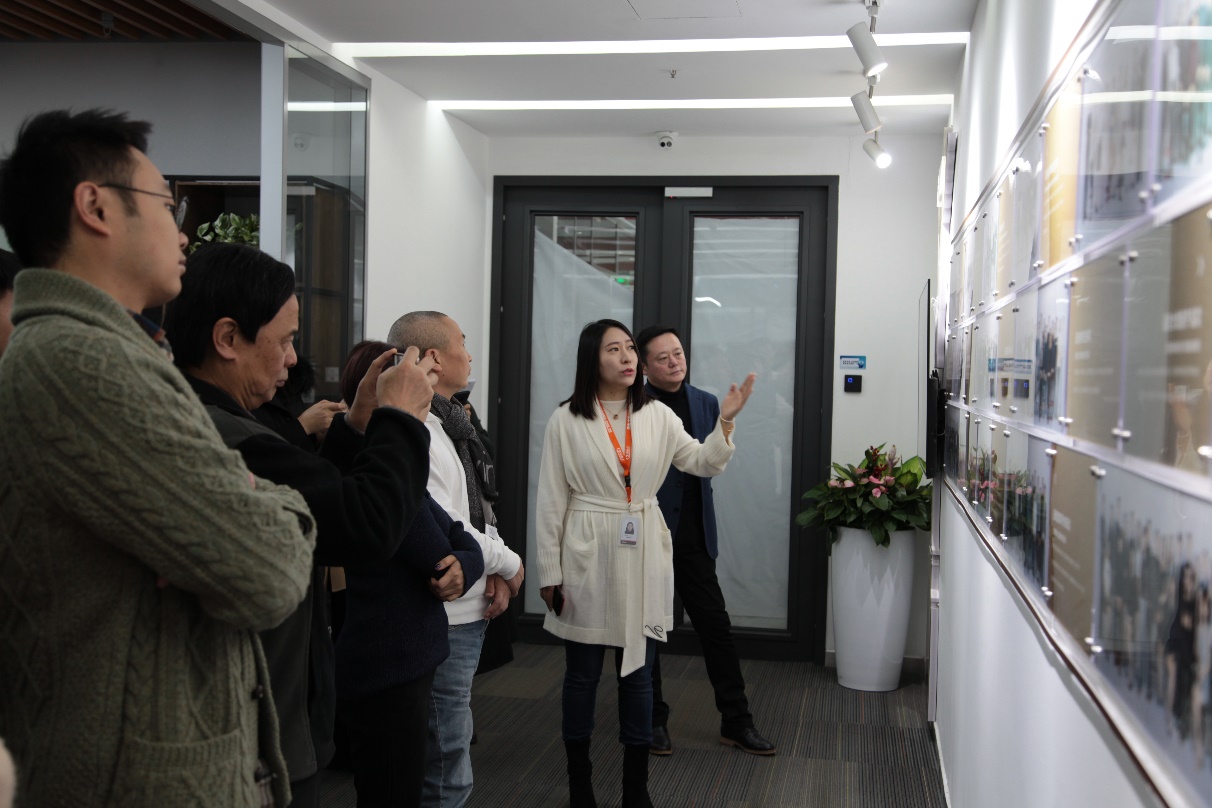 中国汽车金融与产业发展高峰论坛,中国二手车行业高峰论坛