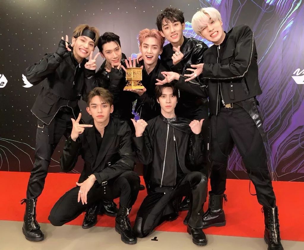 获得mama大奖的中国人,获得mama奖的男团