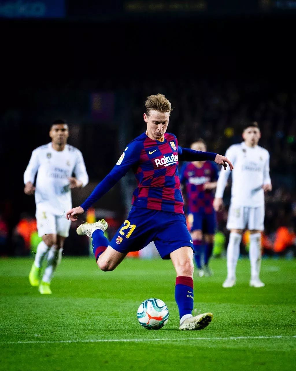 巴萨在诺坎普胜皇马多少次,在诺坎普看日落