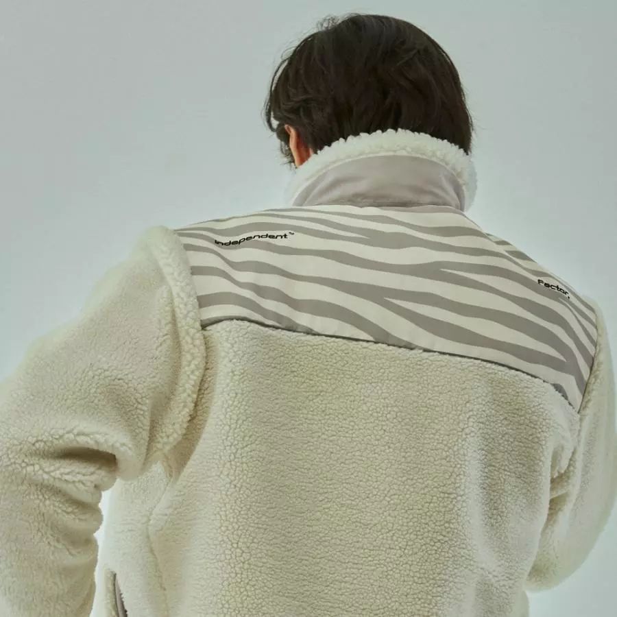 今天是秋冬服饰专场！长裤、帽衫、夹克都是秒杀价