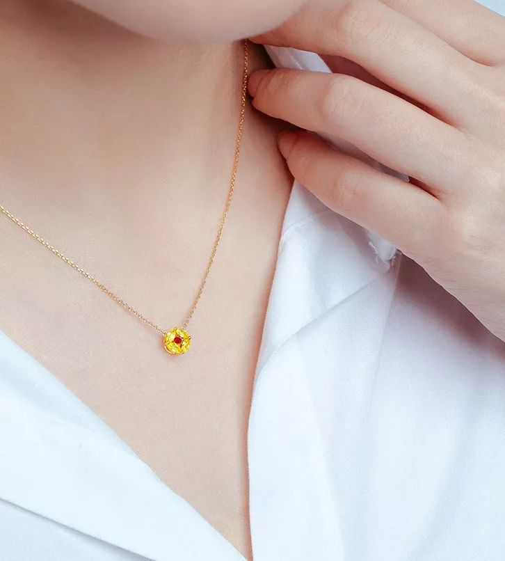 别怕过年回家人生拷问，戴这些大家只想和你合照发圈