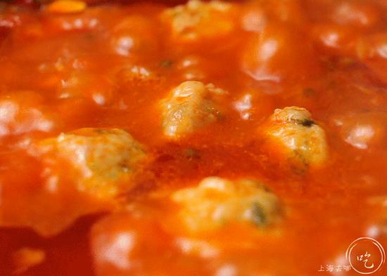 要火！魔都独①份的「毛血旺茶火锅」来了！刚开30天排爆虹口足球场