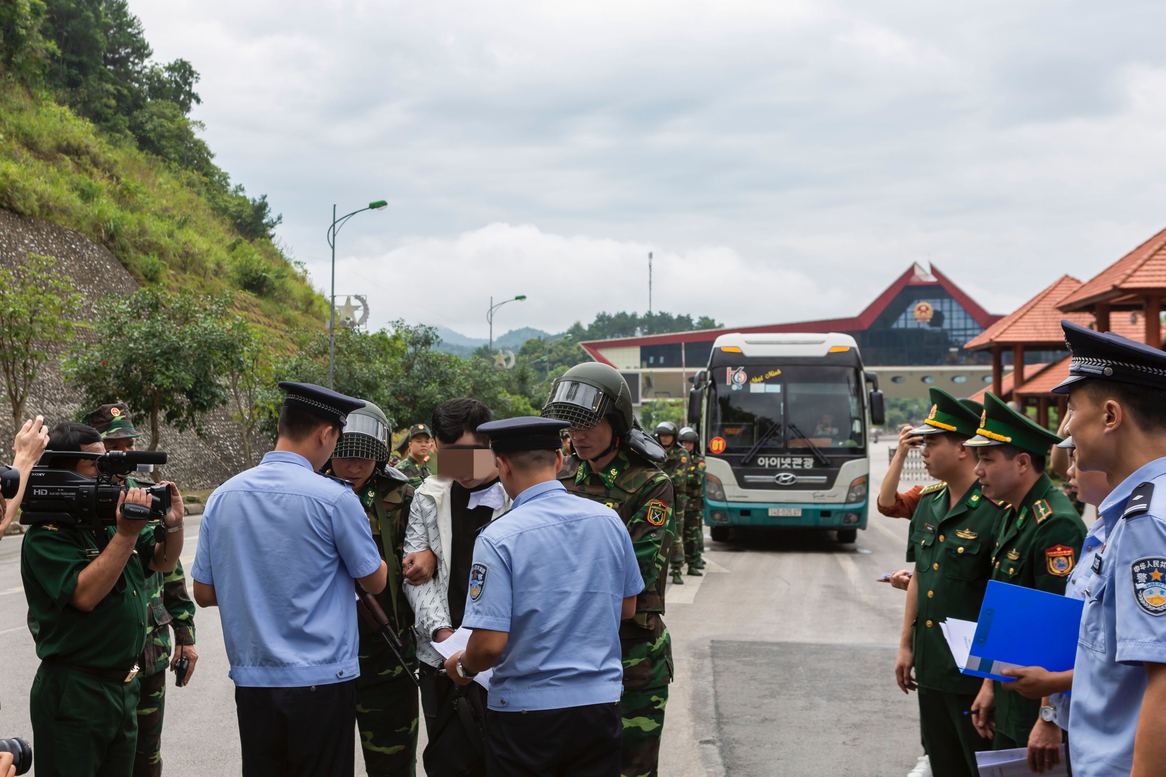 “澳门新葡京”网赌团伙被端,涉案流水3.02亿
