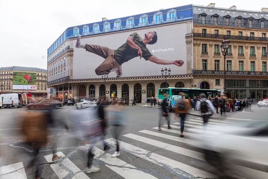 国外惊现史前猛兽,国外熊出没广告