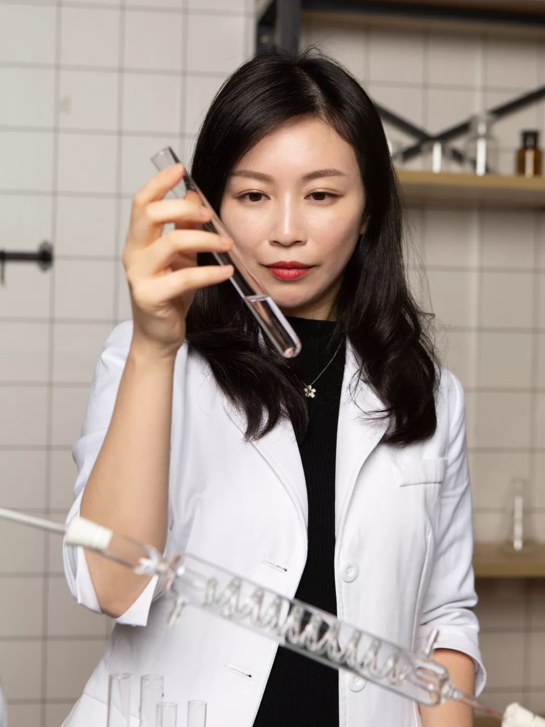 抗老三部曲紧致少女肌,抗老做好这五步hold住童颜少女肌