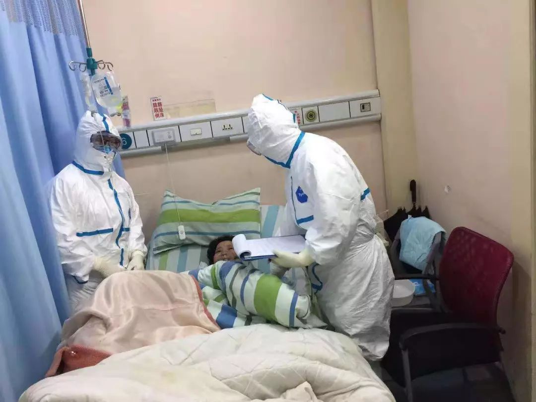 武汉重症医生人数,医护人员重症患者