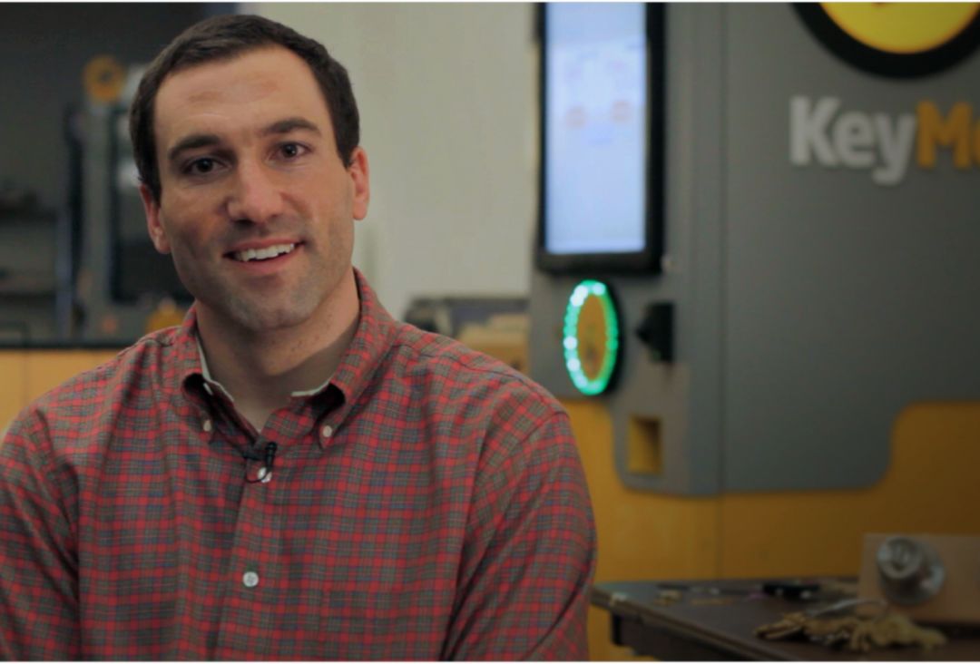 在为配钥匙发愁吗？无人AI钥匙机帮你配HelloKitty定制钥匙