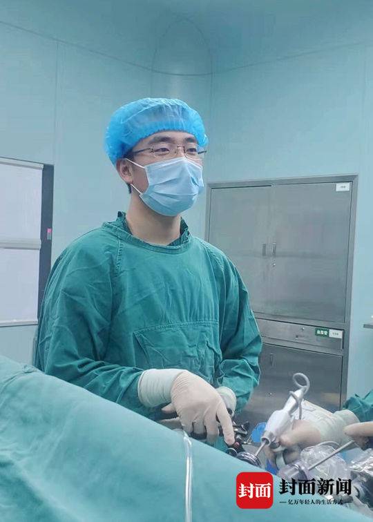 爸爸去打怪兽了,爸爸要打怪兽