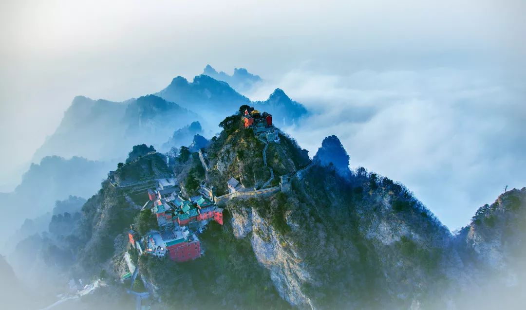 湖北不是只有武汉,湖北哪里跟武汉最近