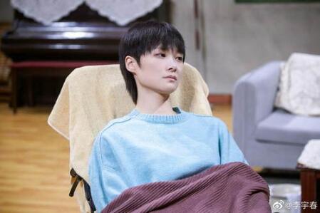 李宇春尚雯婕安又琪同台视频,安又琪是哪届超女视频