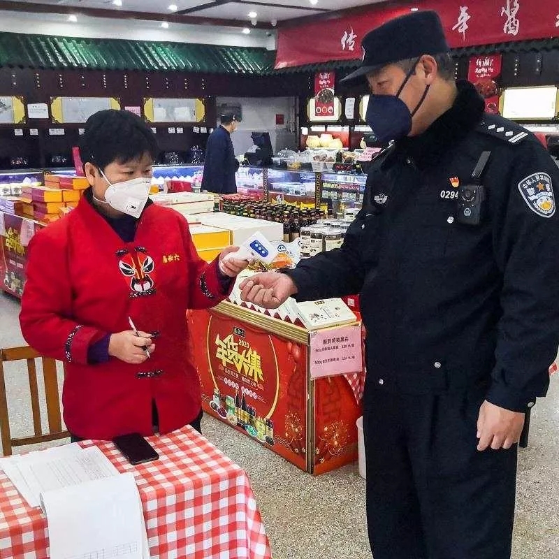 实拍！代购、买菜、测体温……4100余名“副书记”的战“疫”行程