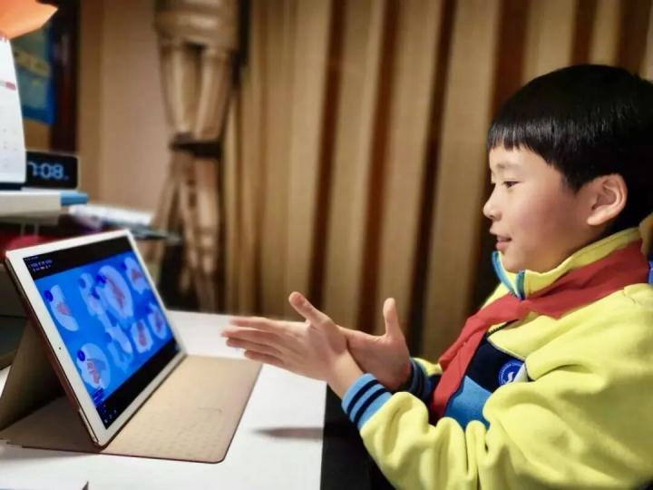 崇文教育集团校长,每临大事须静心