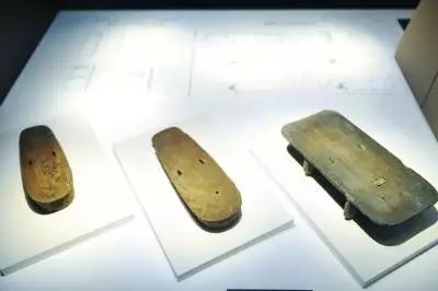 全世界独一无二的鞋你见过吗,六十年代的木底鞋