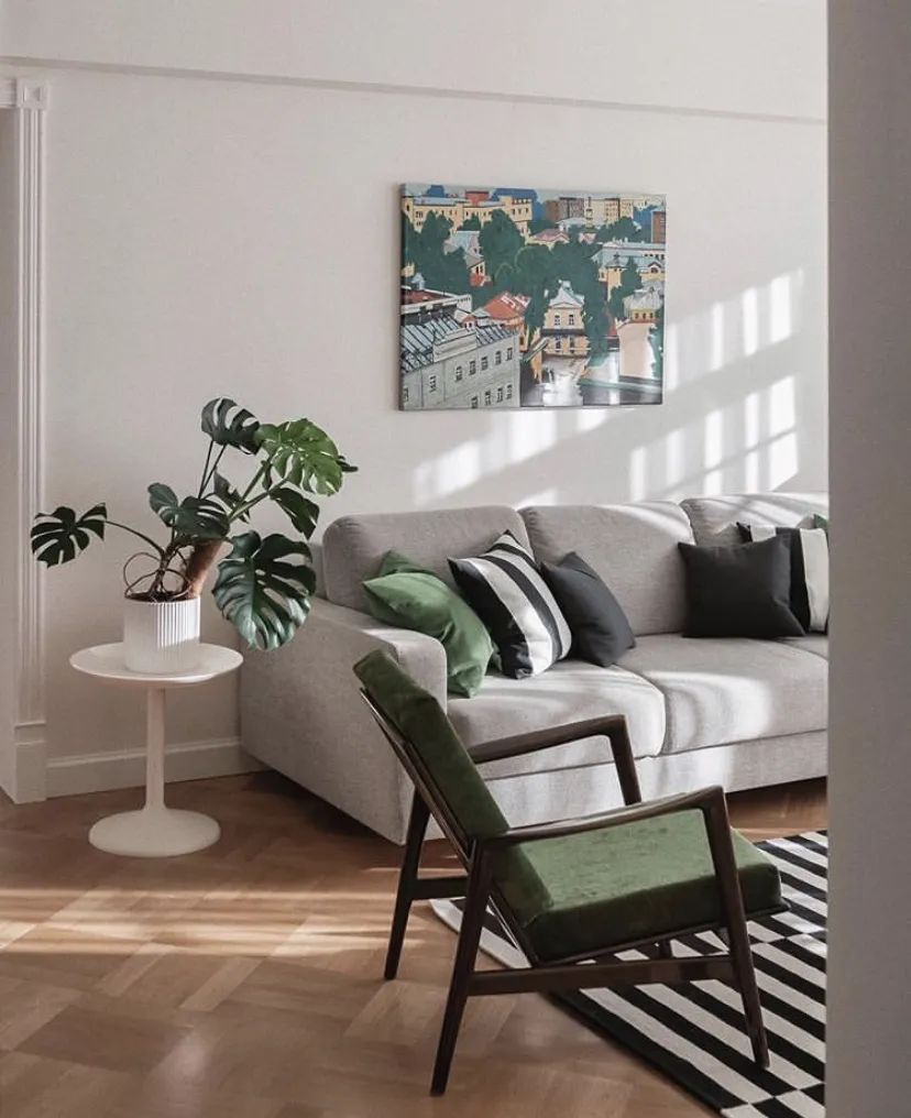 日常生活中的时尚博主,一个居家上班的博主