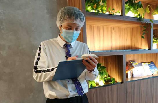 武汉必胜客重启“无接触必安心”外送服务