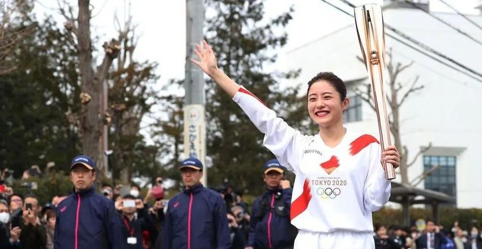 综艺、影视、演唱会,疫情下日韩文娱产业也现“停工潮”