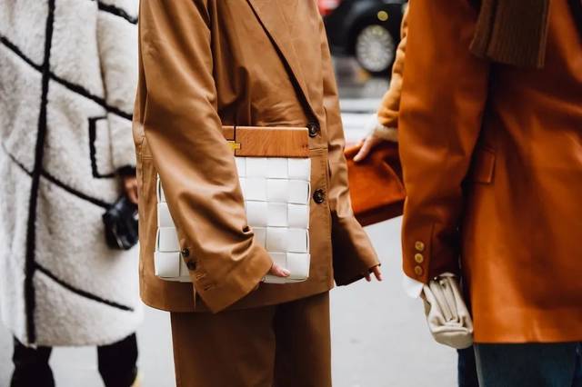 这件单品玩转所有秋季穿搭,每一个单品都是简单的基础款