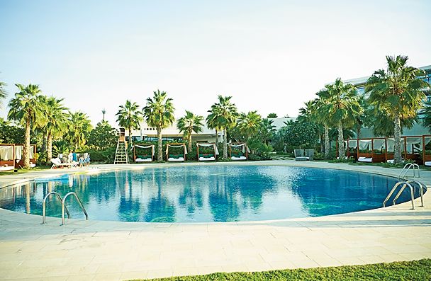 等疫情过了一定要去迪拜旅游,现在疫情还能跟团去迪拜旅游吗