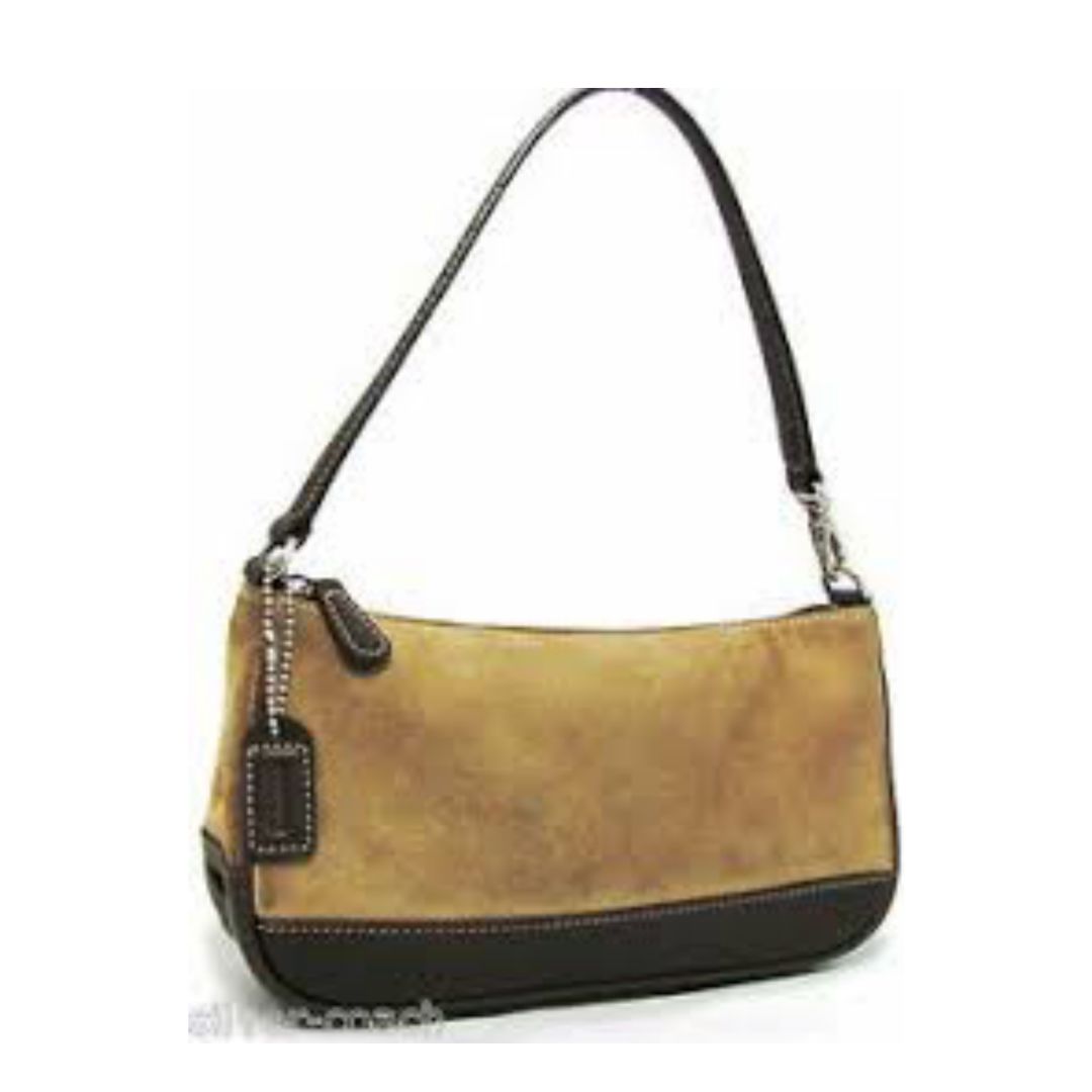 bella和kendall走秀,金泫雅显眼包