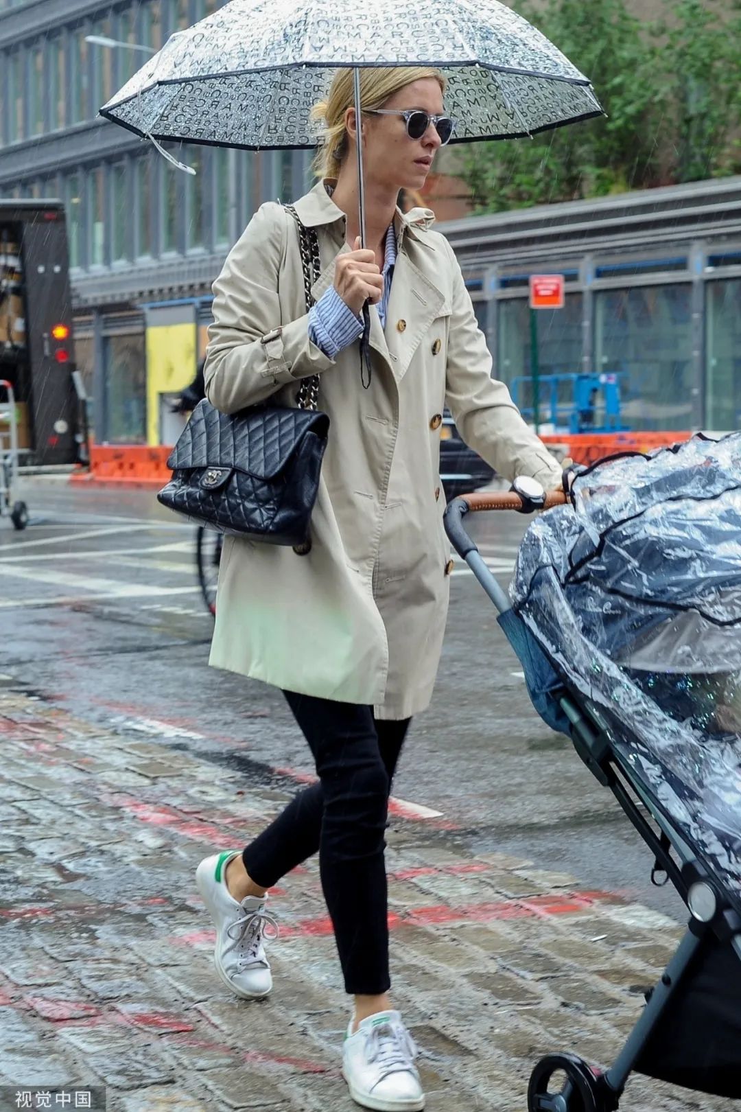 买双小白鞋,小白鞋加绒两双半价