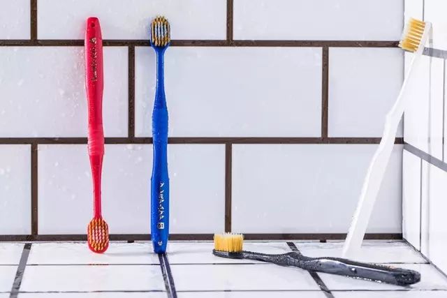 戴着口罩有口臭别人能闻到吗,戴口罩有口臭这些法宝来帮你