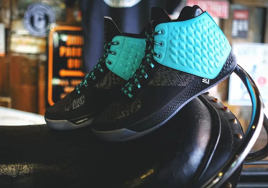 泡菲律宾火辣女孩、上身菲律宾牌子RHUDE是每一个潮人的幻想吧?