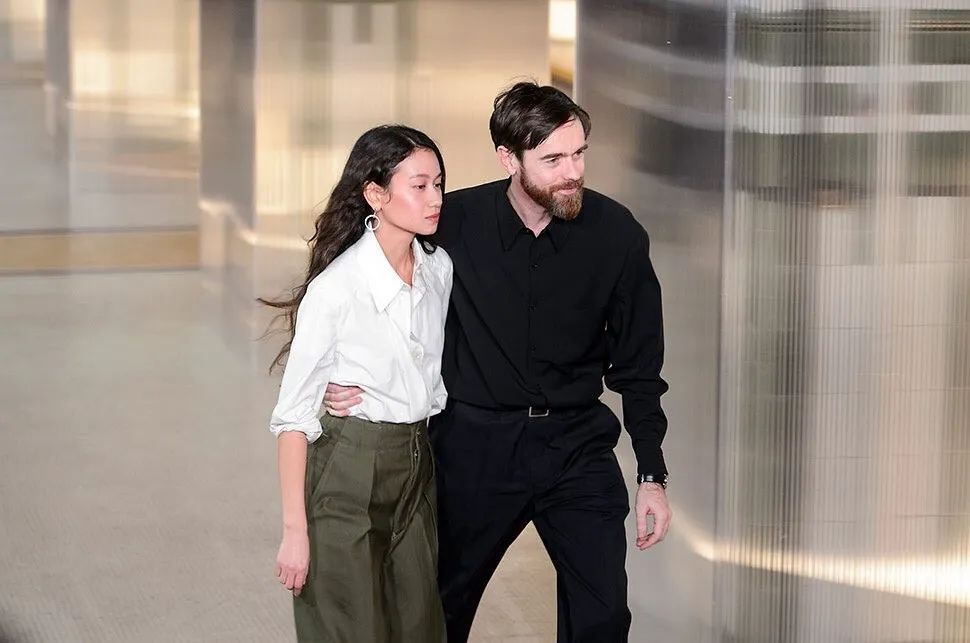 把几十元的衣服穿成几万块的样子,如何把优衣库穿成爱马仕