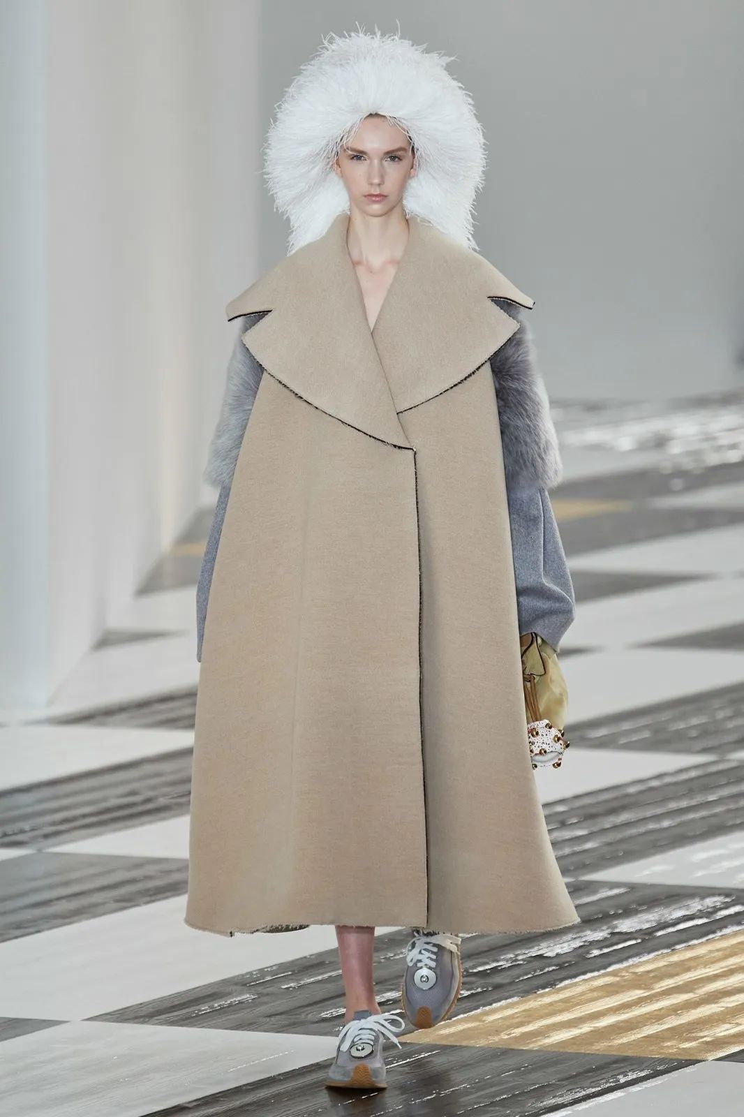 巴黎时装叫什么,什么是巴黎时装