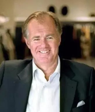 都在这里了！过去一年你支持过的奢侈品和快时尚巨头到底赚了多少？