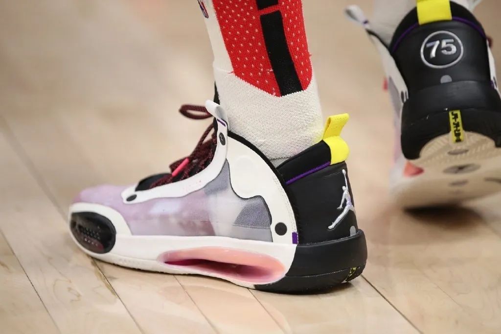 最近降价很多的鞋子,涨价最多的鞋子