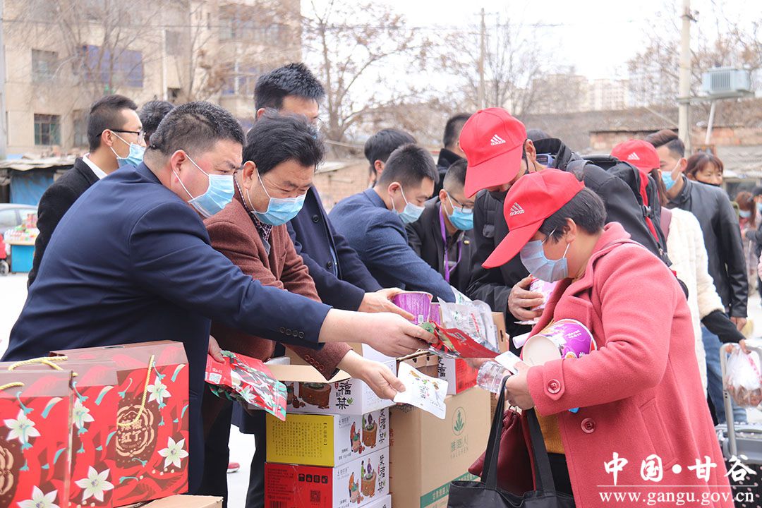 劳务输转工作推进会,劳务输出成为脱贫致富新亮点