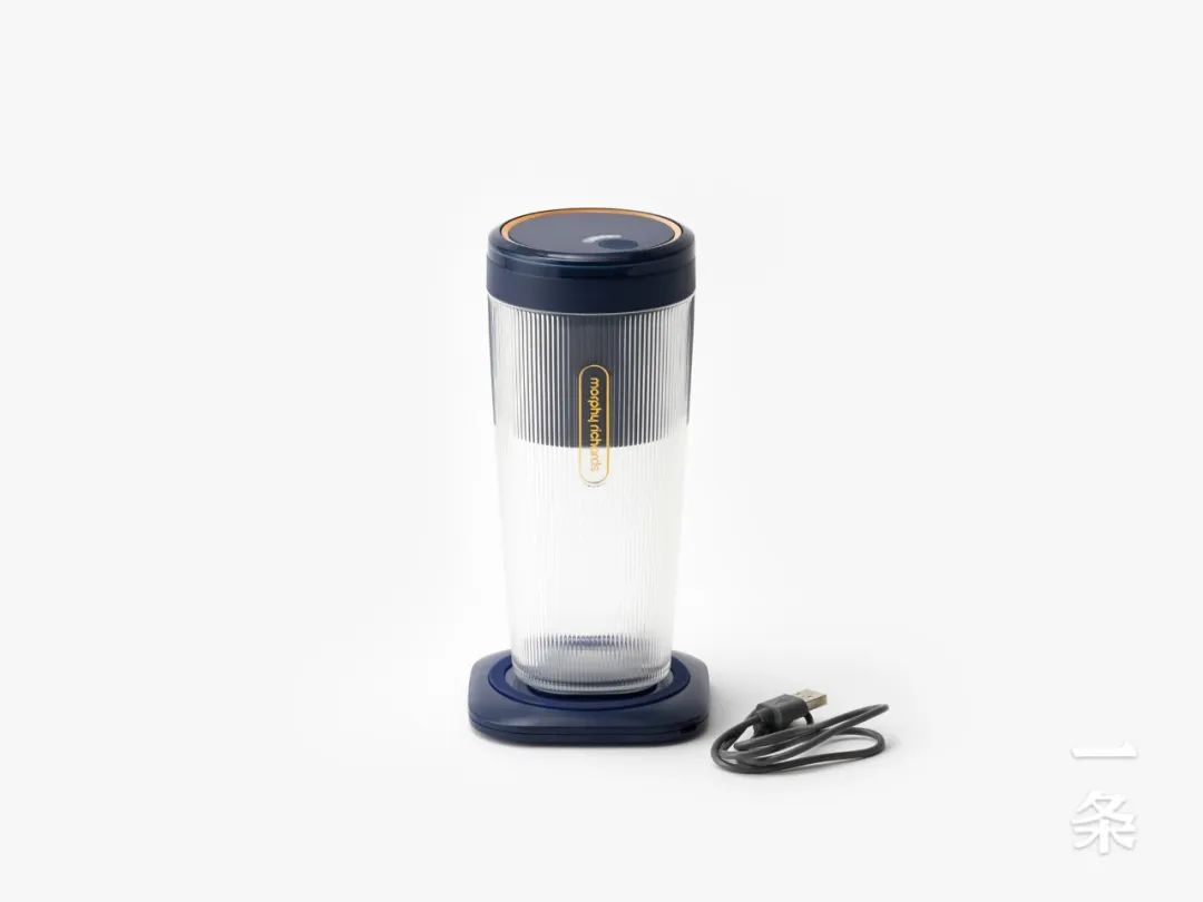 摩飞多功能无线充电榨汁杯,摩飞morphyrichards无线榨汁杯