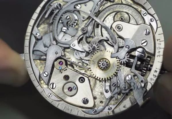 指针旋转跳跃,指针逆序输出