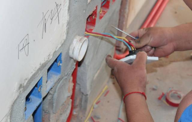 新冠个人防疫手册来了请收好,疫情期间好好珍惜这份工作