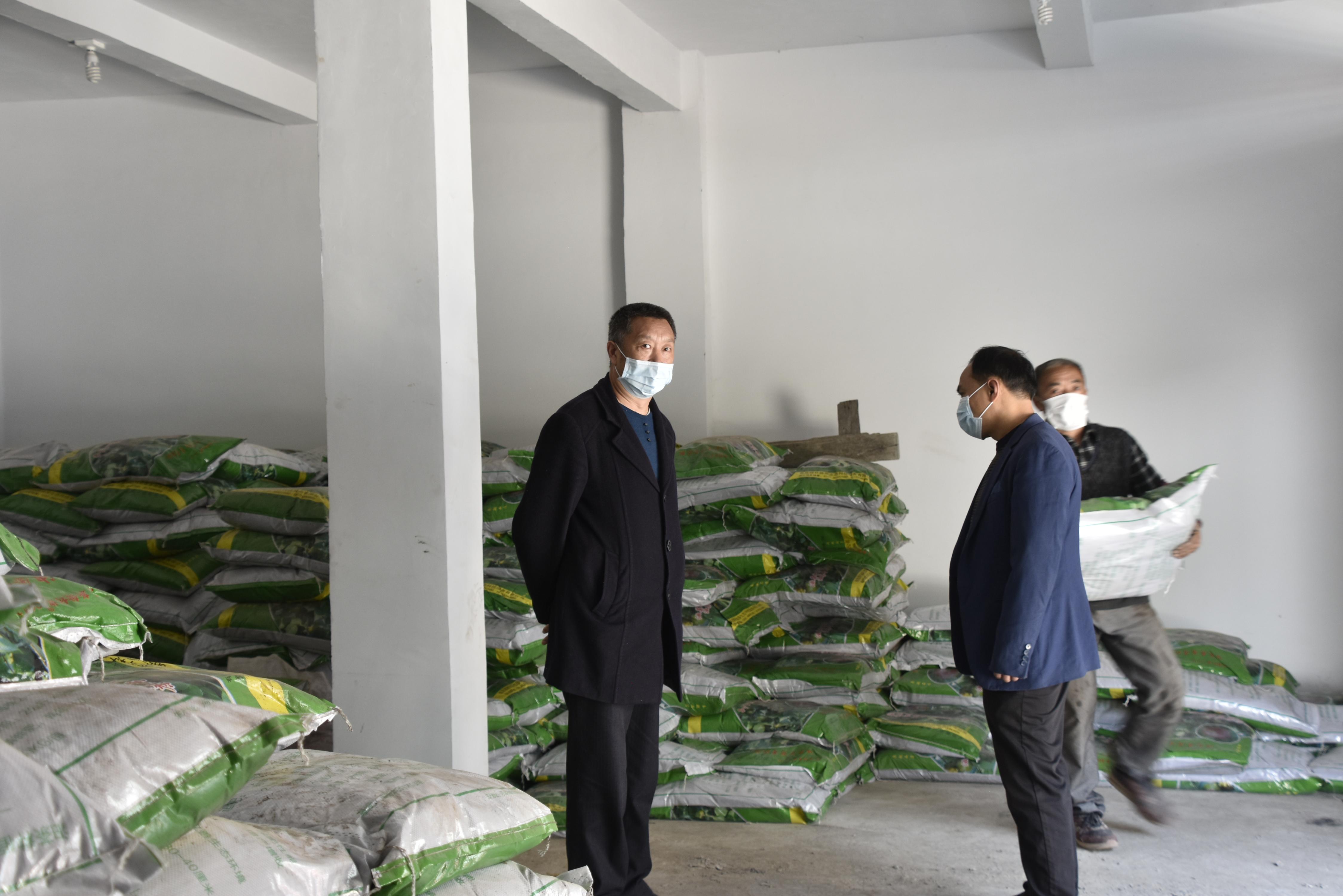 战疫助农保民生,战疫助春耕