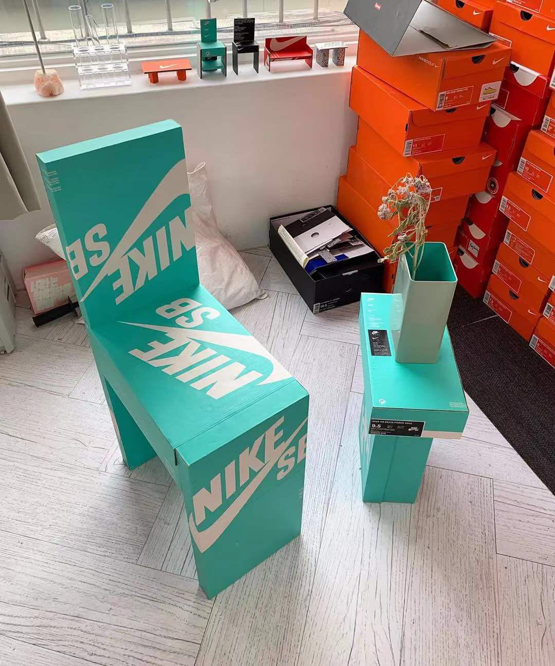 当弟弟们还在排队抢鞋的时候，*靠我**着这些千元鞋盒甩他们十年