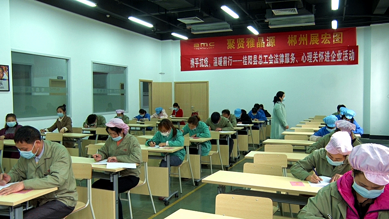 春风送暖见行动雷锋精神永传承,弘扬雷锋精神暖心服务基层行