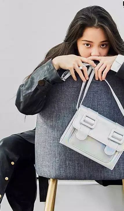 比较实惠的设计师品牌包包,设计师品牌的包包推荐