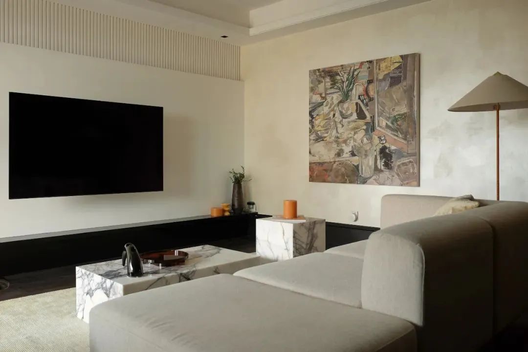 我用沙发把家里5口人分开后……家人感情反而升温了