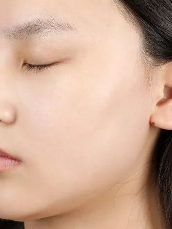 秋冬最水润的粉底液,粉底液推荐秋冬奶油肌