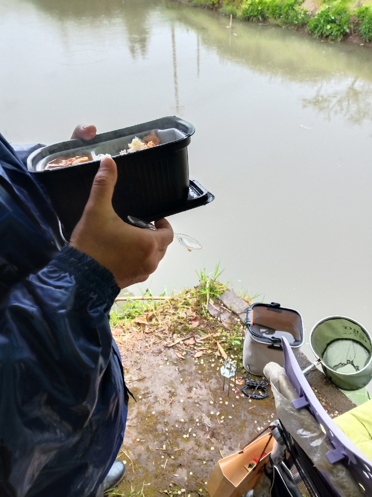 台钓vs路亚哪个更好玩,传统钓比台钓更容易钓获大鲫鱼