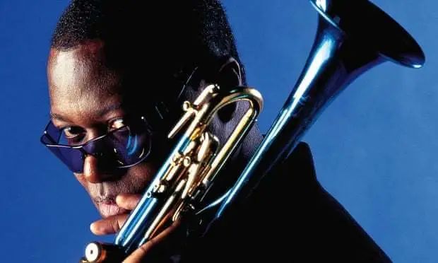 全球因新冠肺炎死亡的名人,感染新冠去世的10位明星