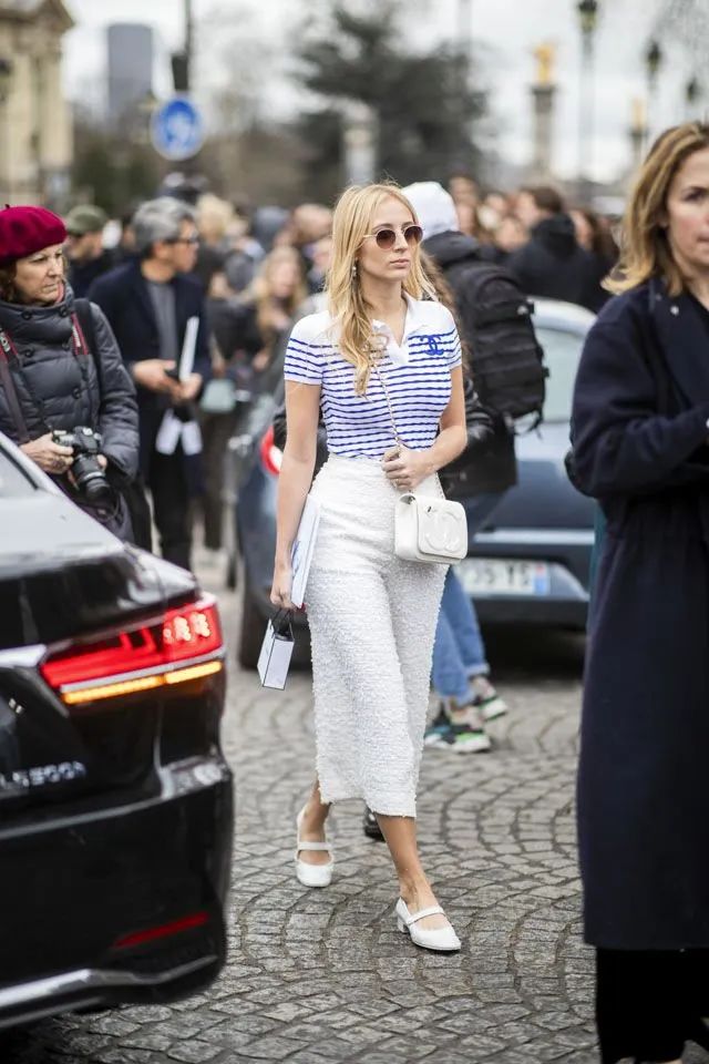 虽然拥有200双鞋，但我平时穿得最多的还是这双