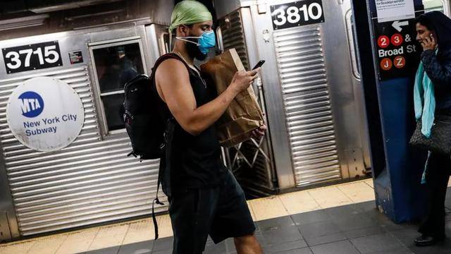 纽约州长科莫对川普的态度,美国纽约州长科莫和特朗普对话